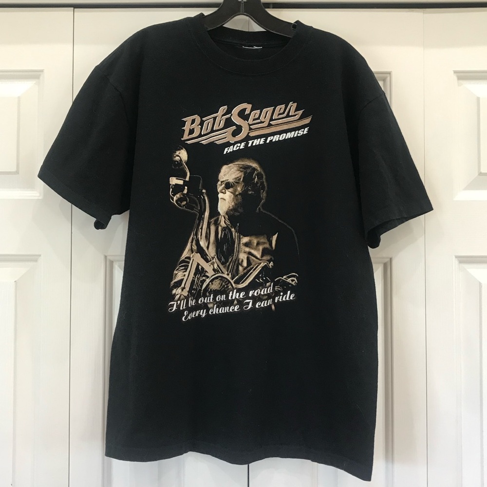 BOB SEGER FACE THE PROMISE CONCERT TEE. Tag cut out. Pit 2 Pit 21.5”, Length 28”